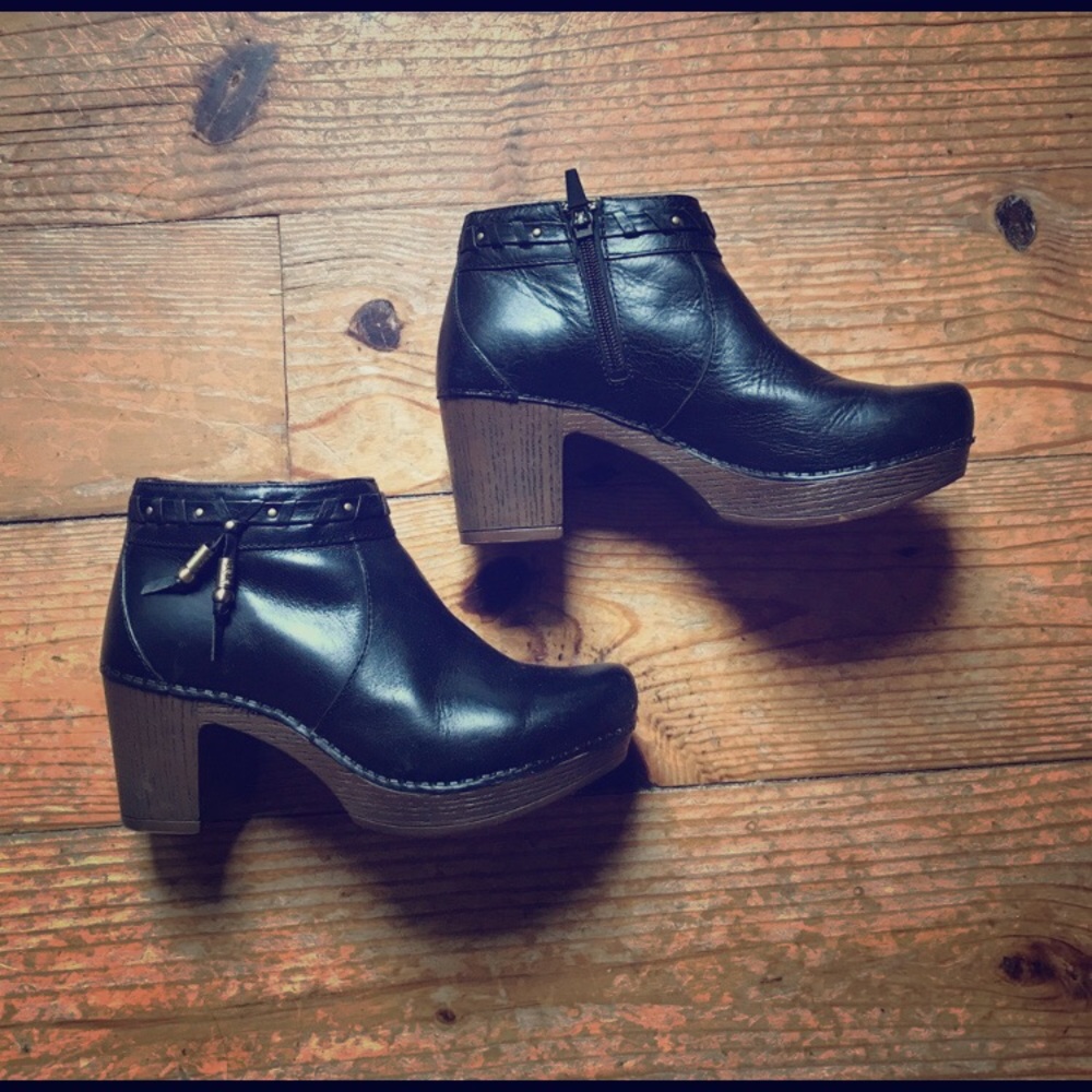 Dansko Dabney boots! Size 37